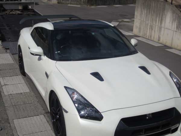 R35GTRドライカーボンルーフ